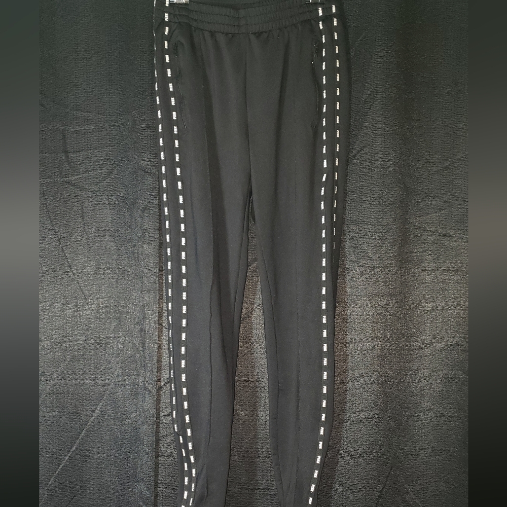 Black Leggings with White Stitching